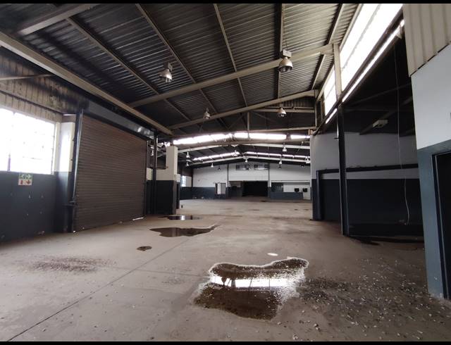 1,757M² WAREHOUSE TO LET IN GERMISTON CENTRAL